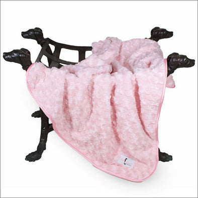 Hello Doggie Rosebud Dog Blanket: Baby Blue,dog blanket,puppy blanket,pet blanket,dog blankets,puppy blankets,pet blankets,designer dog blankets,fur dog blankets,dog fur blankets,Hello Doggie blanket, Hello Doggie Pet Blanket, Hello Doggie, Luxury pet blanket, cuddle cups blankets,puppy blankets,soft blankets,fleece blanket,faux fur blankets,