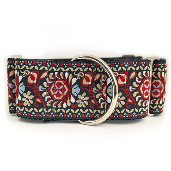 Segovia Martingale Dog Collar & Red Velvet Leash